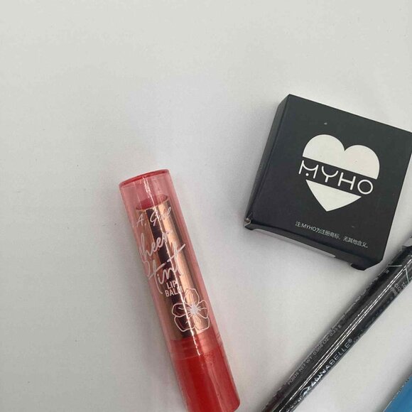 5-Piece Makeup Set | Annabelle Γ Rimmel Γ L.A. Colors Γ L.A. Girl - Picture 2 of 9